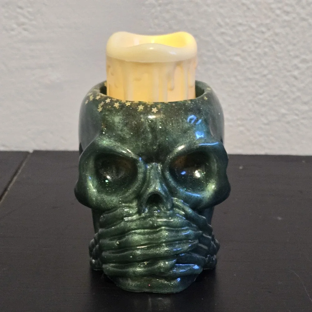 Handmade Resin Skull Candle Holder Vase‎ Set Of 3 Black Green Red Goth Garden